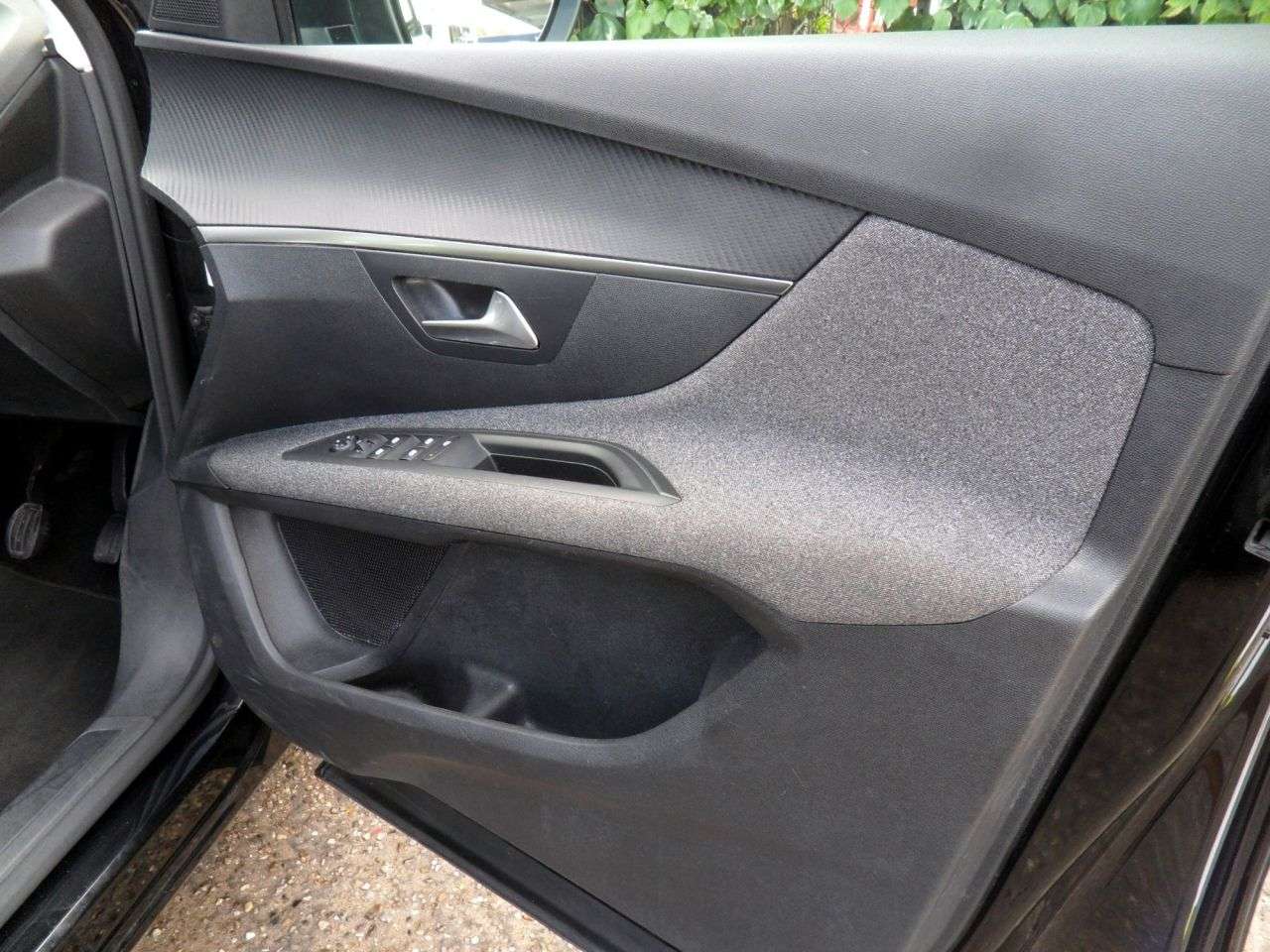 2019 PEUGEOT 3008 2019 PEUGEOT 3008