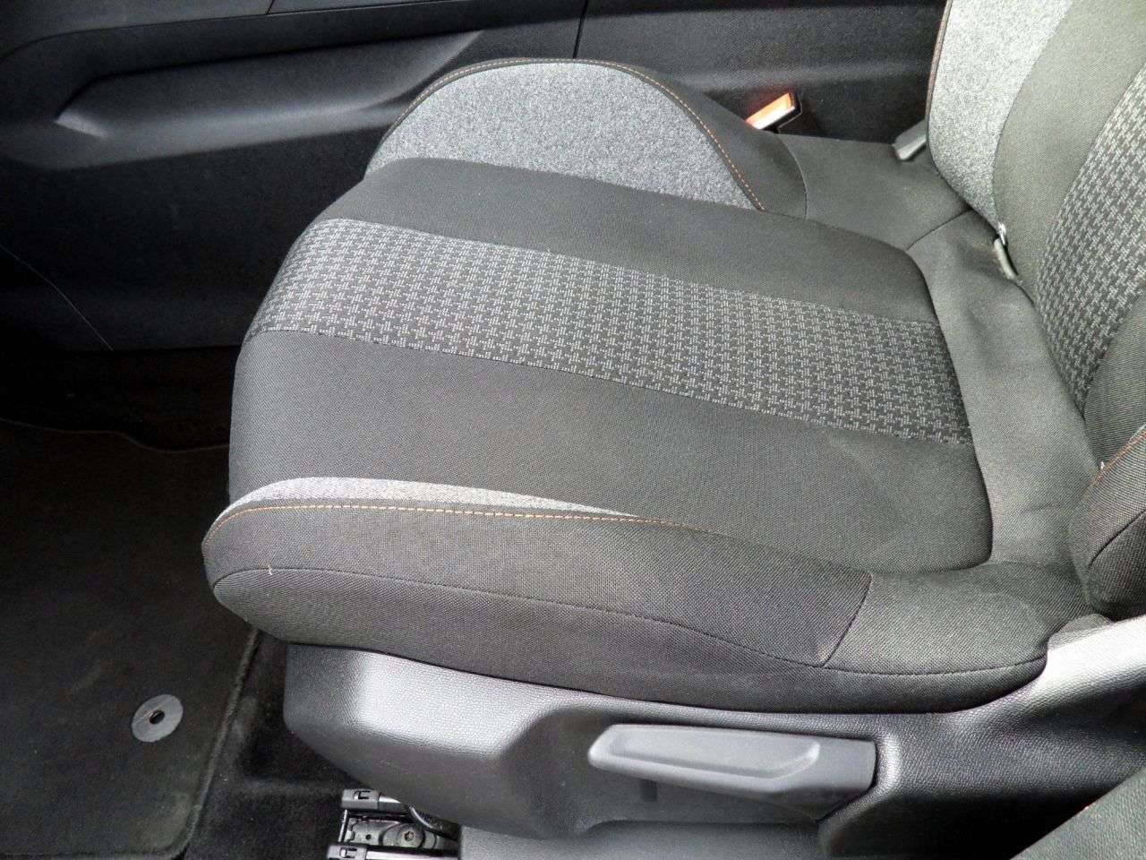 2019 PEUGEOT 3008 2019 PEUGEOT 3008