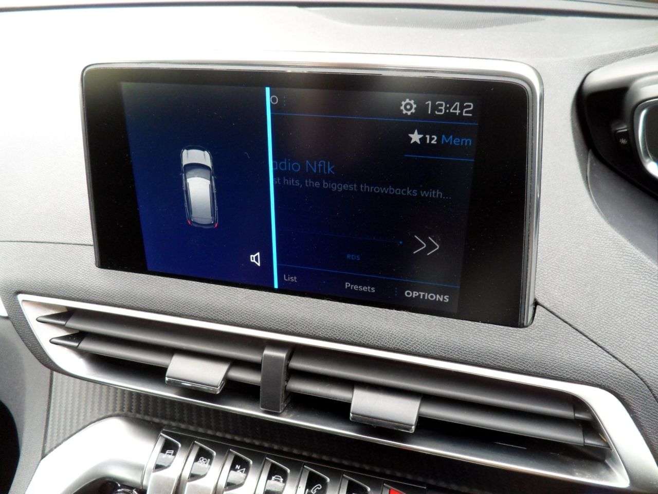 2019 PEUGEOT 3008 2019 PEUGEOT 3008