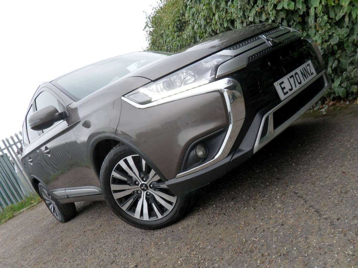 Check out this Mitsubishi Outlander 2021 Petrol Automatic