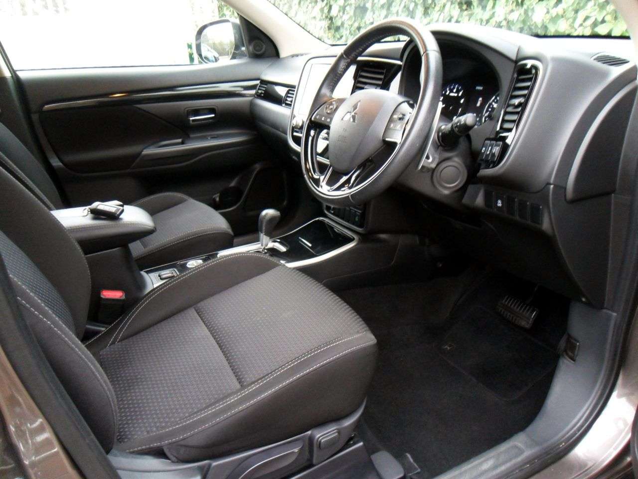 2021 MITSUBISHI OUTLANDER 2021 MITSUBISHI OUTLANDER