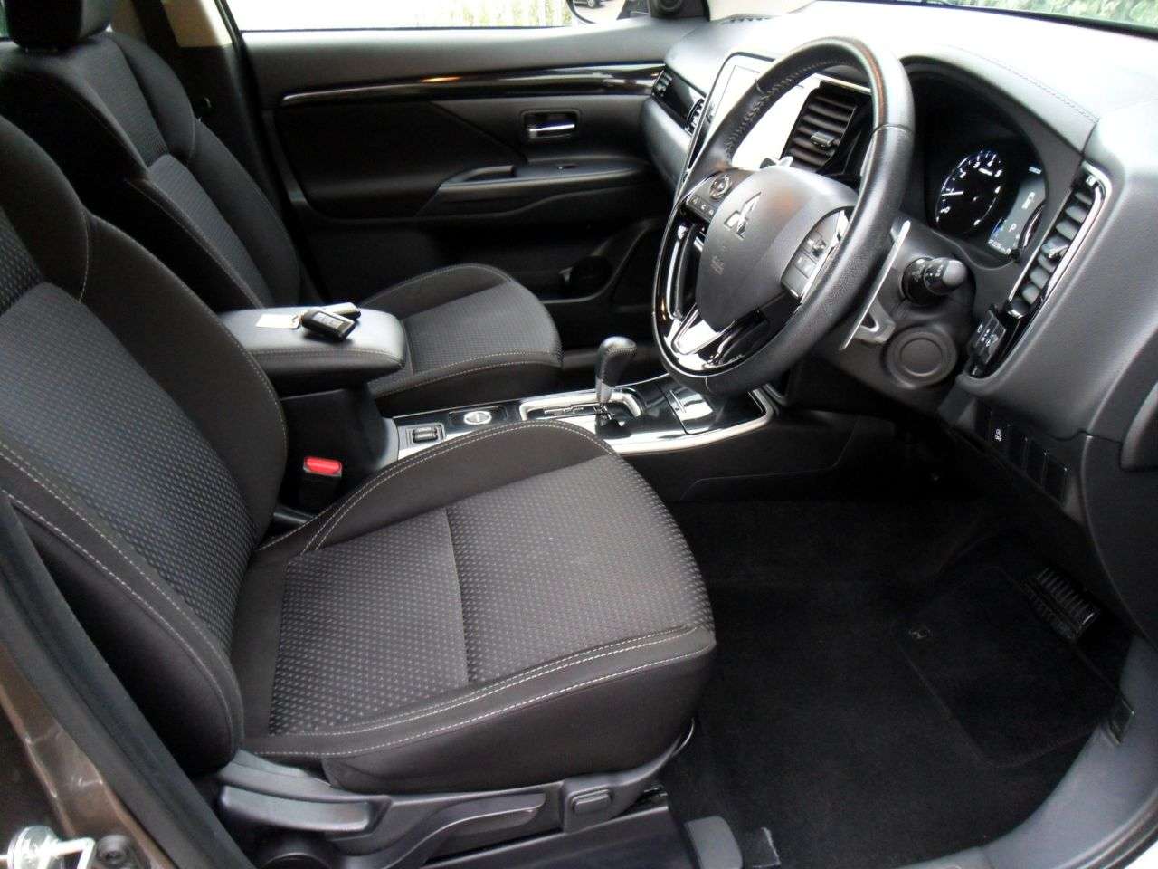 2021 MITSUBISHI OUTLANDER 2021 MITSUBISHI OUTLANDER