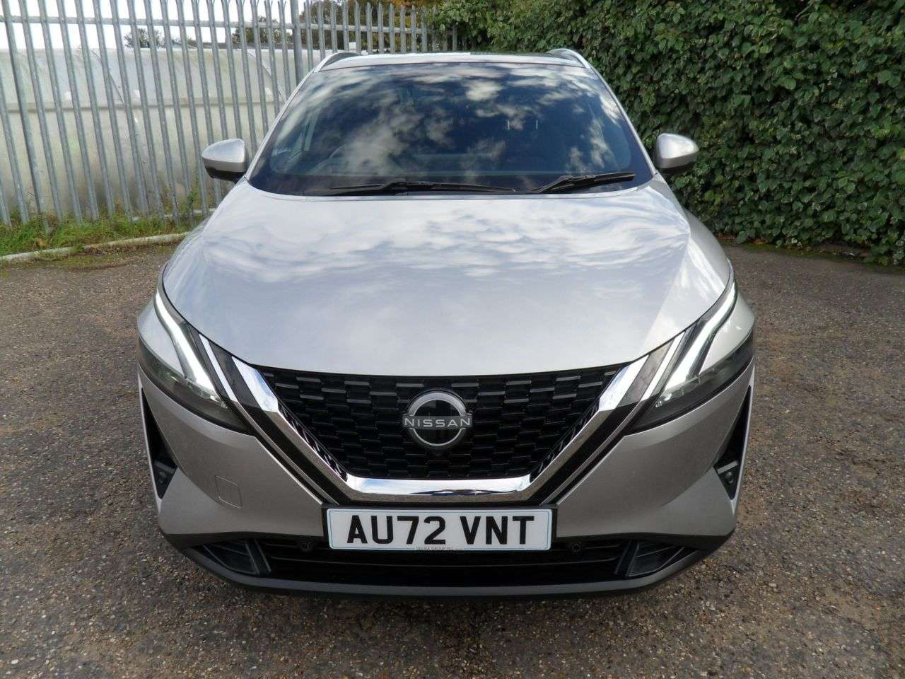 A 2022 NISSAN QASHQAI 1.3 DIG-T MHEV Tekna SUV 5dr Petrol Hybrid XTRON Euro 6 (s/s) (158 ps) 1Own A 2022 NISSAN QASHQAI 1.3 DIG-T MHEV Tekna SUV 5dr Petrol Hybrid XTRON Euro 6 (s/s) (158 ps) 1Own