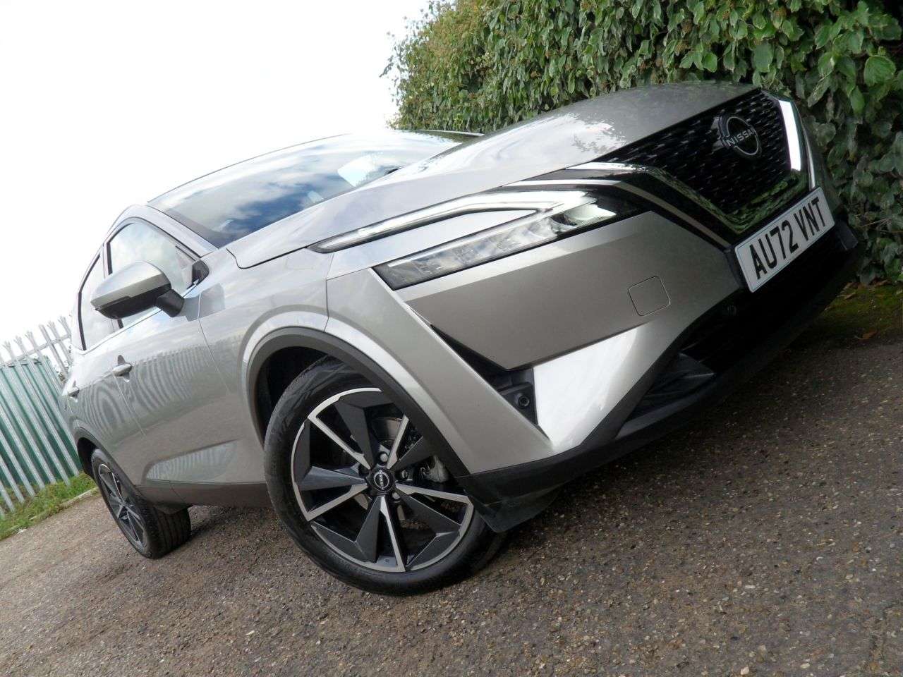 A 2022 NISSAN QASHQAI 1.3 DIG-T MHEV Tekna SUV 5dr Petrol Hybrid XTRON Euro 6 (s/s) (158 ps) 1Own A 2022 NISSAN QASHQAI 1.3 DIG-T MHEV Tekna SUV 5dr Petrol Hybrid XTRON Euro 6 (s/s) (158 ps) 1Own