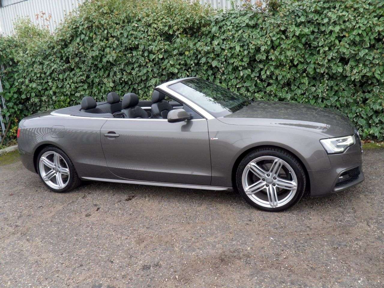 A 2014 AUDI A5 CABRIOLET 2.0 TDI S line Special Edition Convertible 2dr Diesel Multitronic Euro 5 (s A 2014 AUDI A5 CABRIOLET 2.0 TDI S line Special Edition Convertible 2dr Diesel Multitronic Euro 5 (s