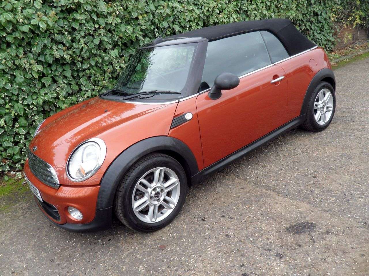 2011 MINI CONVERTIBLE 2011 MINI CONVERTIBLE