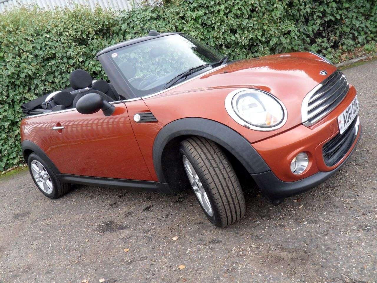 2011 MINI CONVERTIBLE 2011 MINI CONVERTIBLE