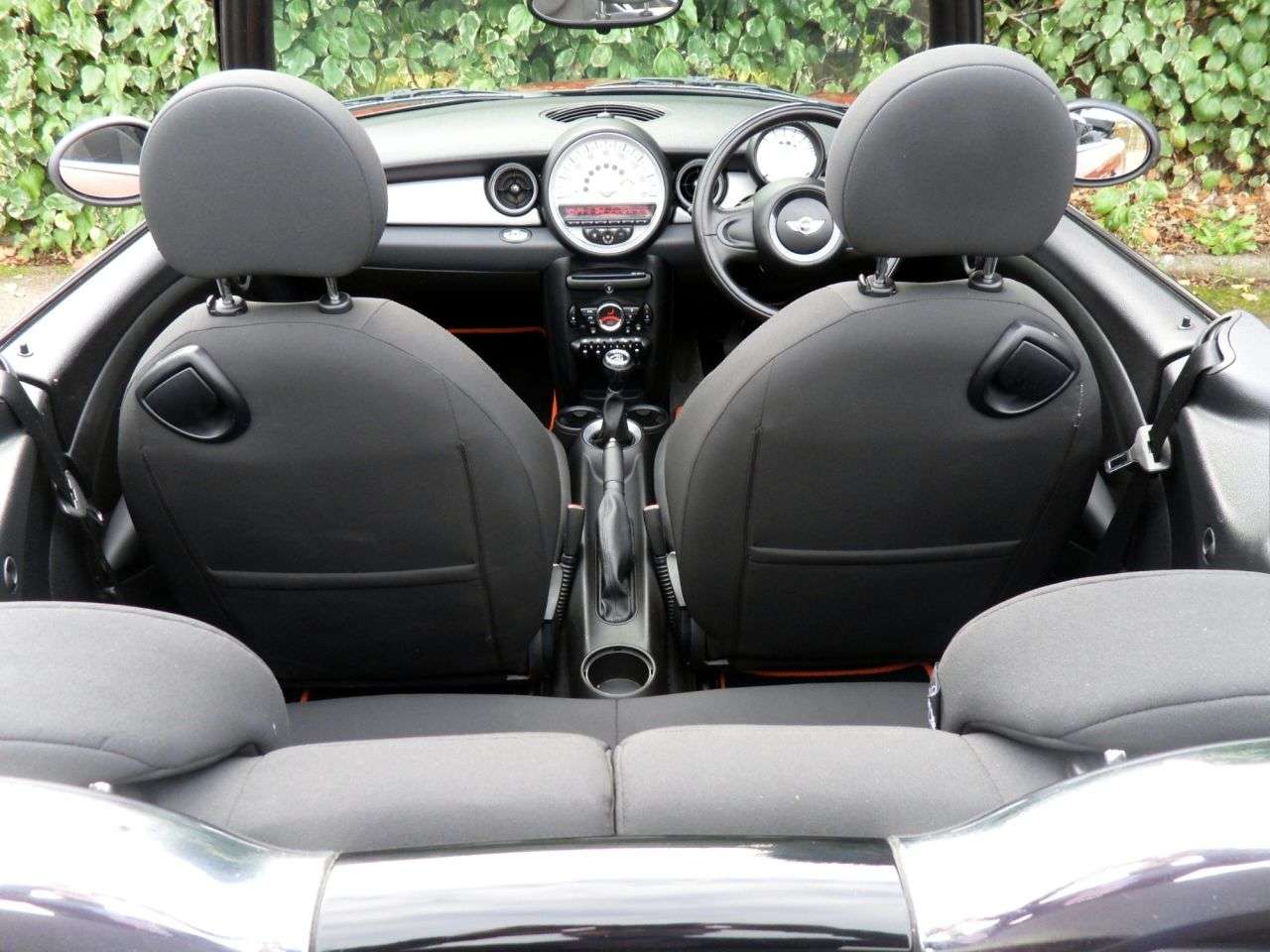 2011 MINI CONVERTIBLE 2011 MINI CONVERTIBLE