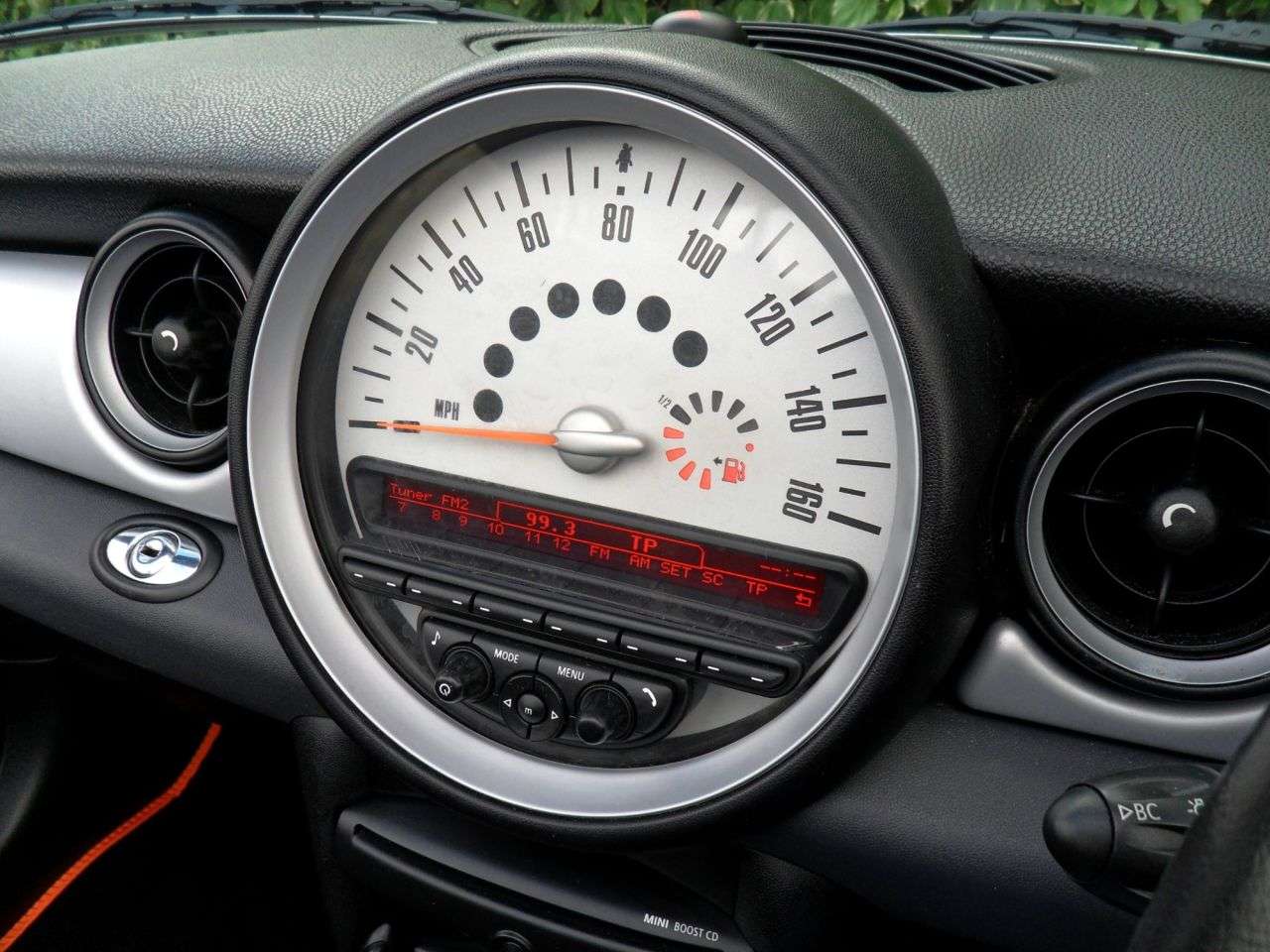 2011 MINI CONVERTIBLE 2011 MINI CONVERTIBLE