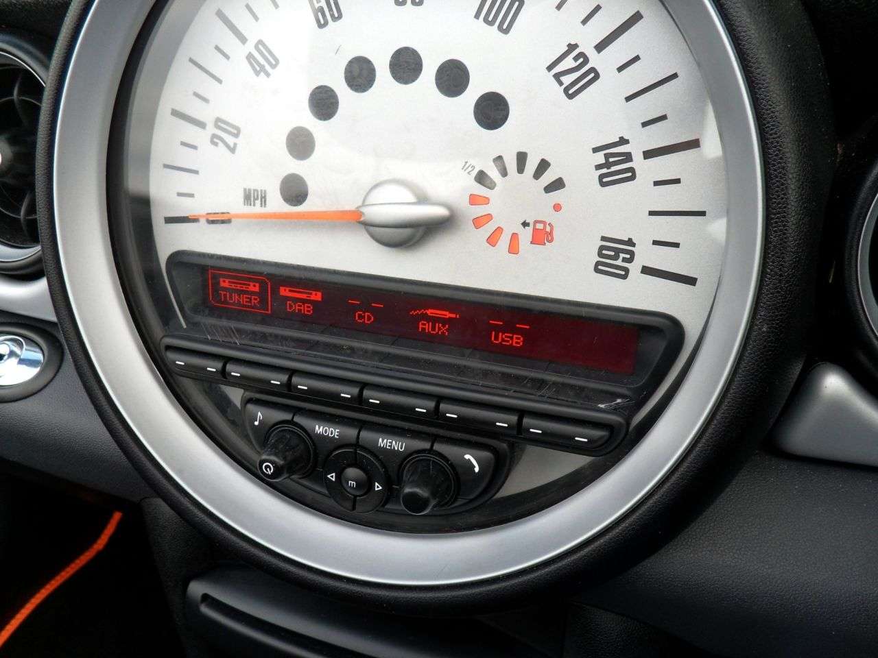 2011 MINI CONVERTIBLE 2011 MINI CONVERTIBLE