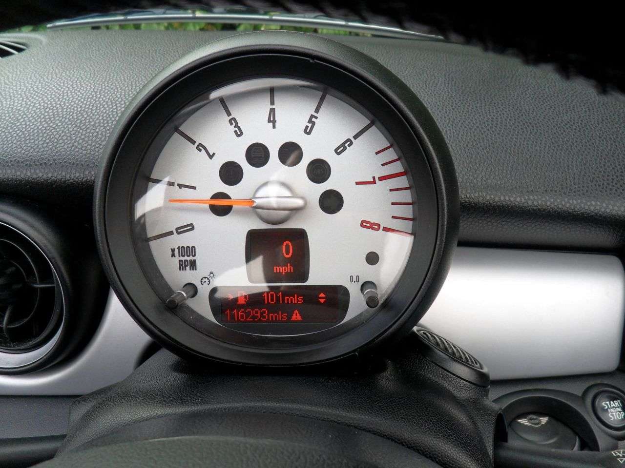 2011 MINI CONVERTIBLE 2011 MINI CONVERTIBLE