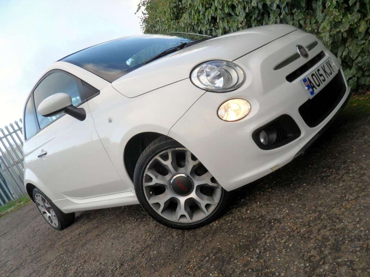 Check out this Fiat 500c 2015 Petrol Manual