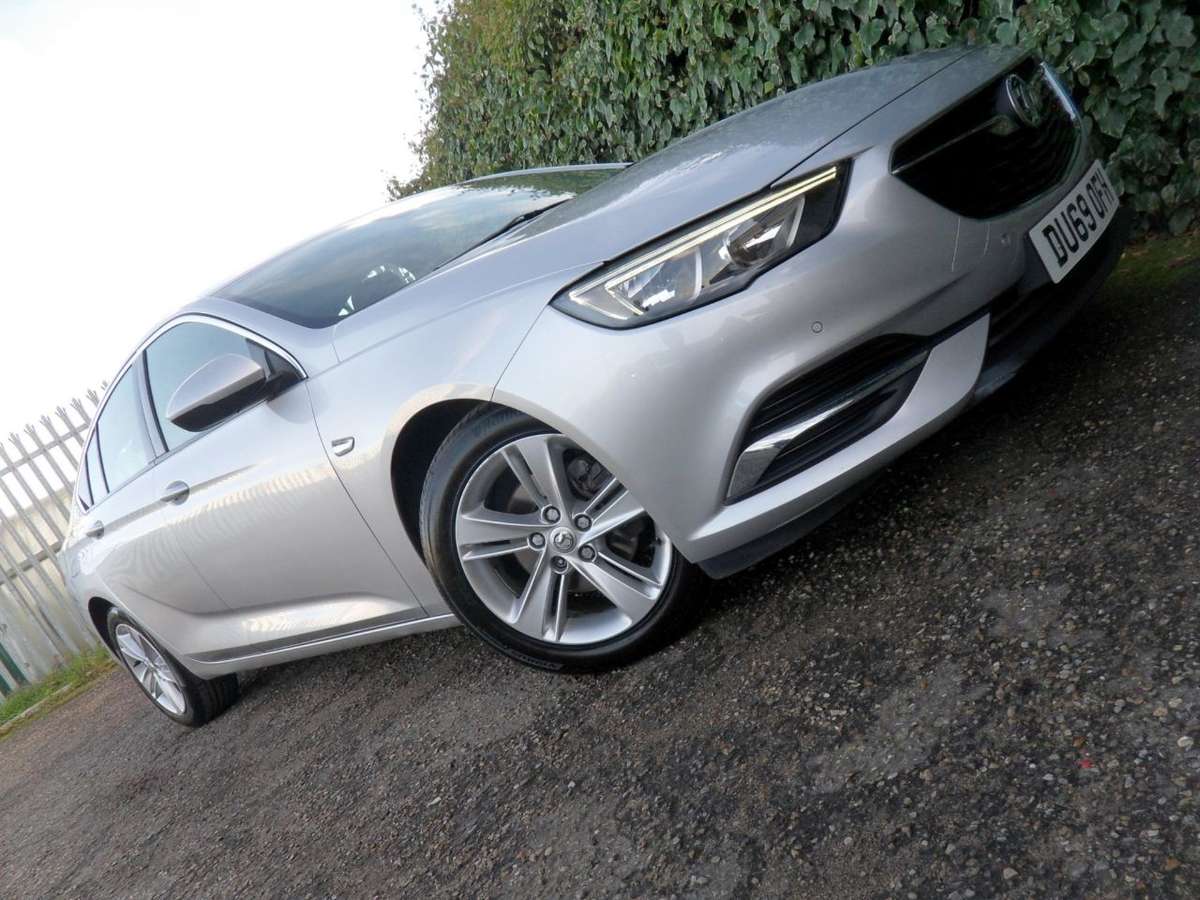 Check out this Vauxhall Insignia 2019 Diesel Manual