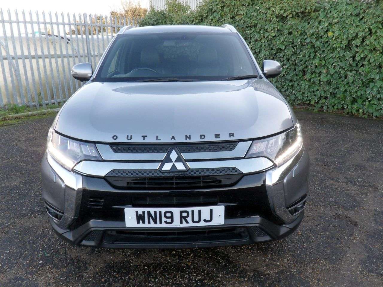 2019 MITSUBISHI OUTLANDER 2019 MITSUBISHI OUTLANDER