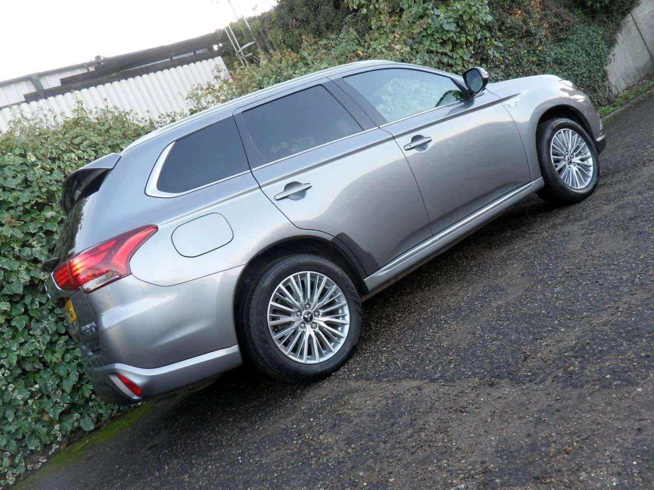 2019 MITSUBISHI OUTLANDER 2019 MITSUBISHI OUTLANDER