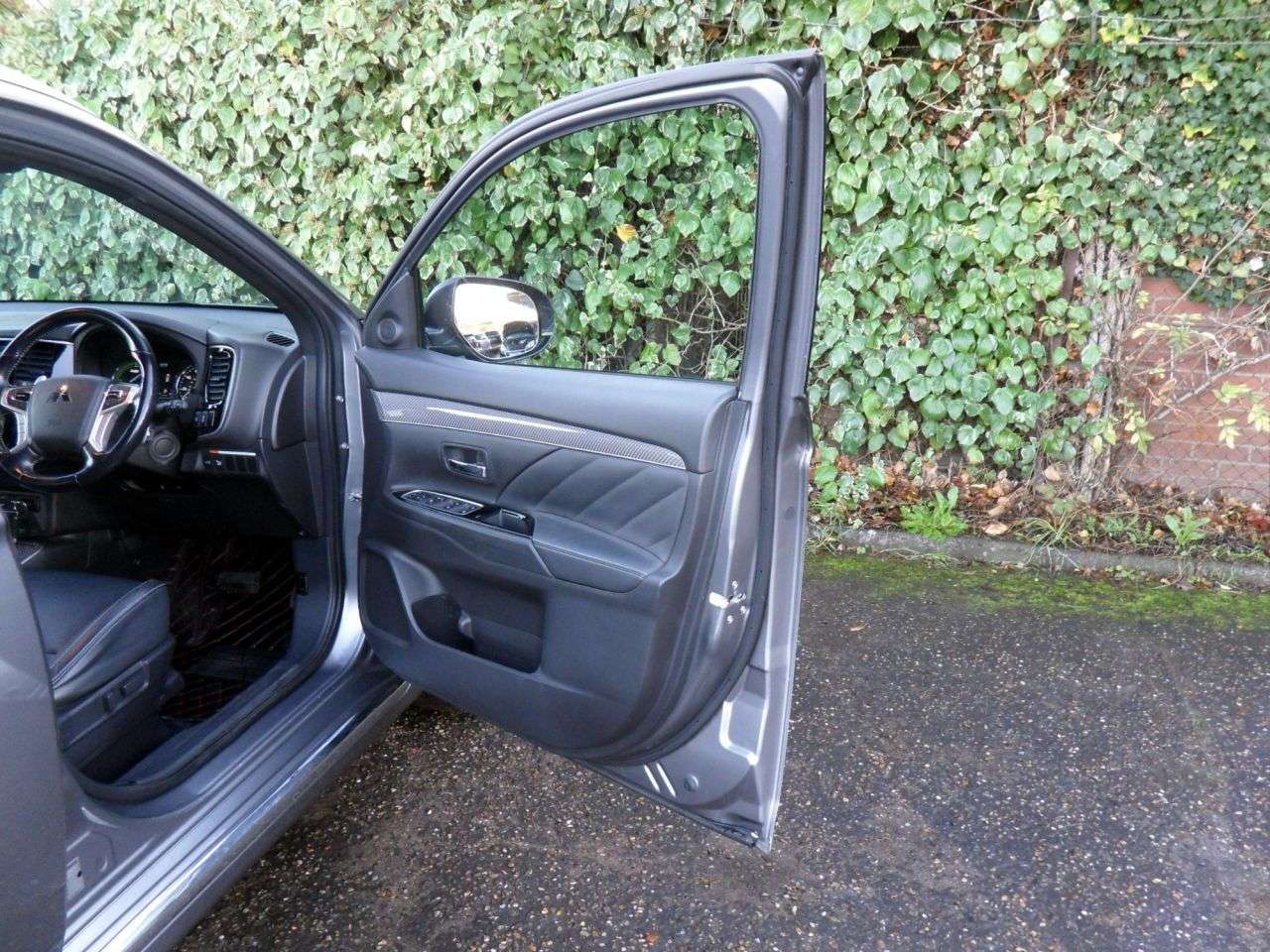 2019 MITSUBISHI OUTLANDER 2019 MITSUBISHI OUTLANDER