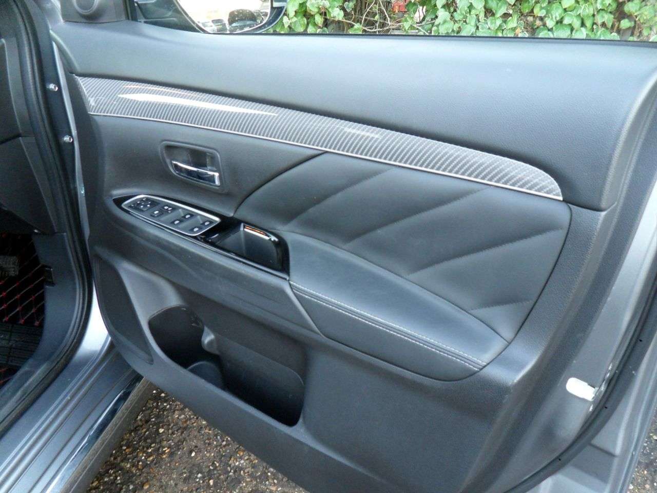 2019 MITSUBISHI OUTLANDER 2019 MITSUBISHI OUTLANDER