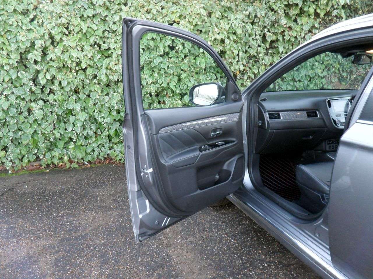 2019 MITSUBISHI OUTLANDER 2019 MITSUBISHI OUTLANDER