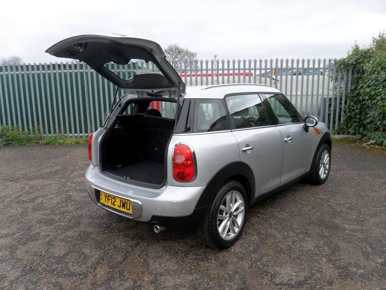 2012 MINI COUNTRYMAN 2012 MINI COUNTRYMAN