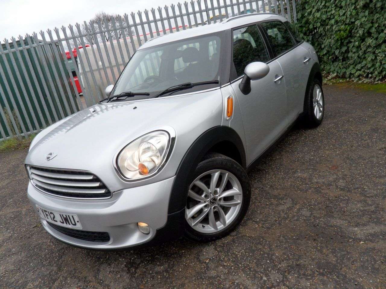 2012 MINI COUNTRYMAN 2012 MINI COUNTRYMAN