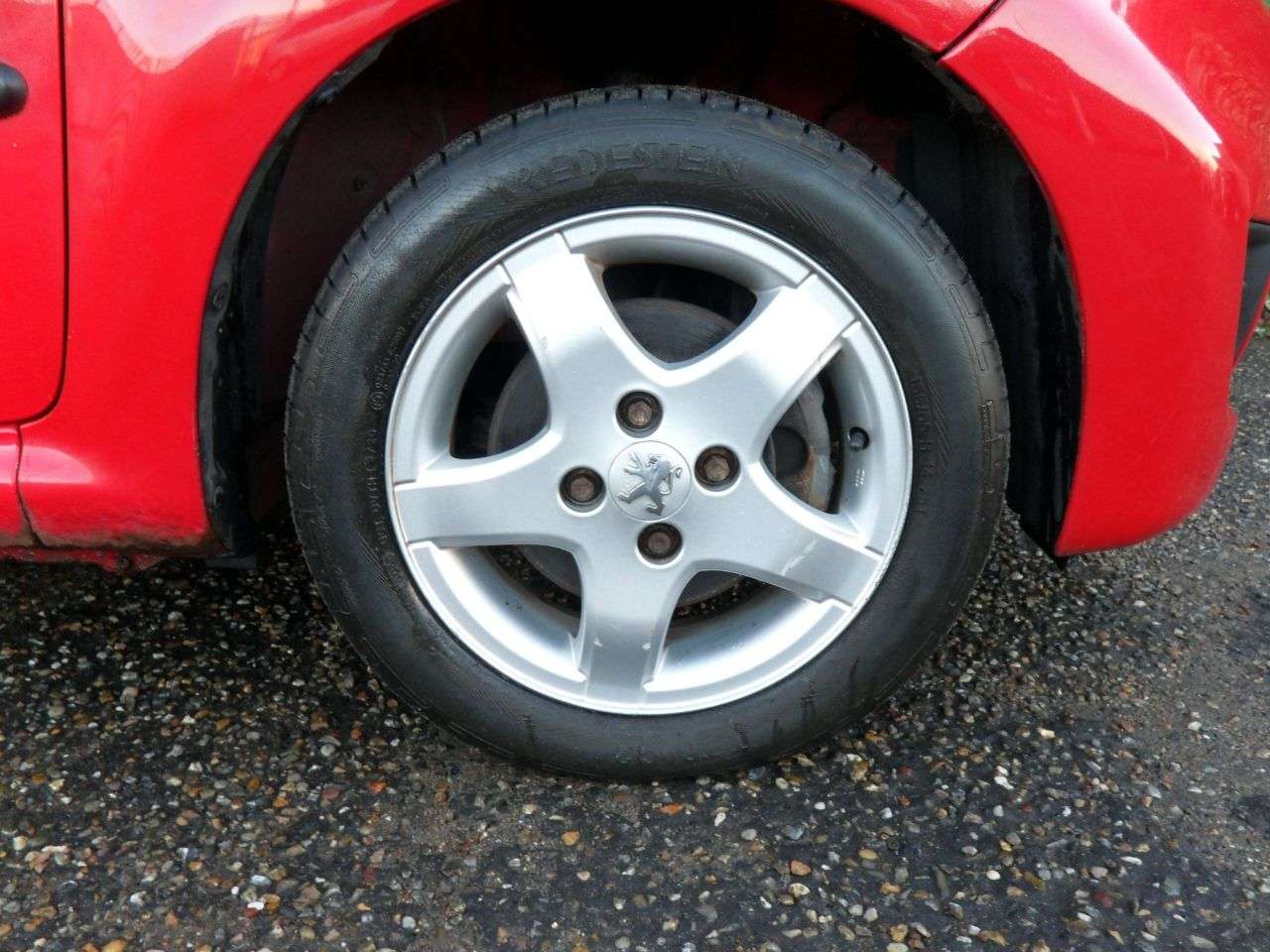 2009 PEUGEOT 107 2009 PEUGEOT 107