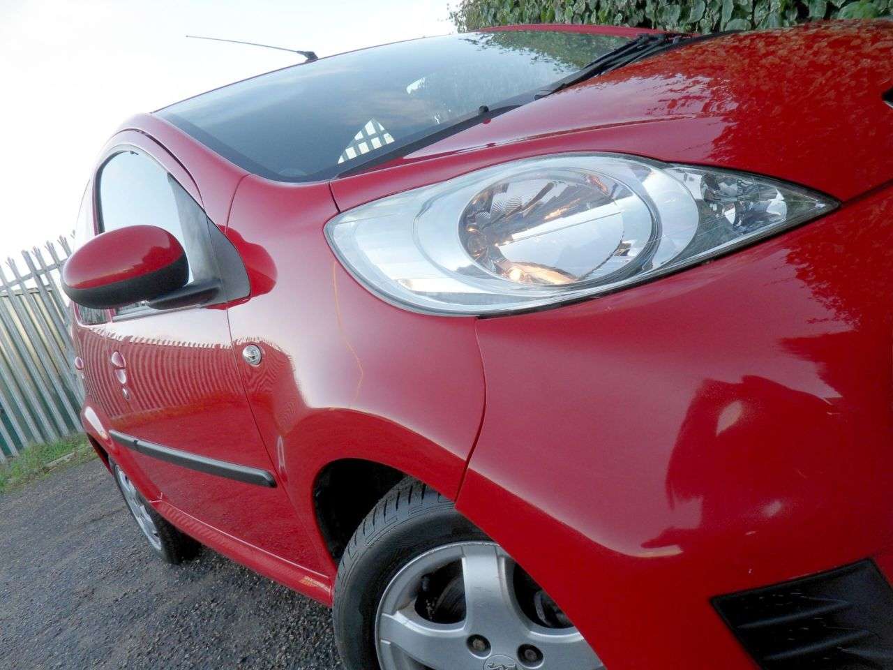 2009 PEUGEOT 107 2009 PEUGEOT 107
