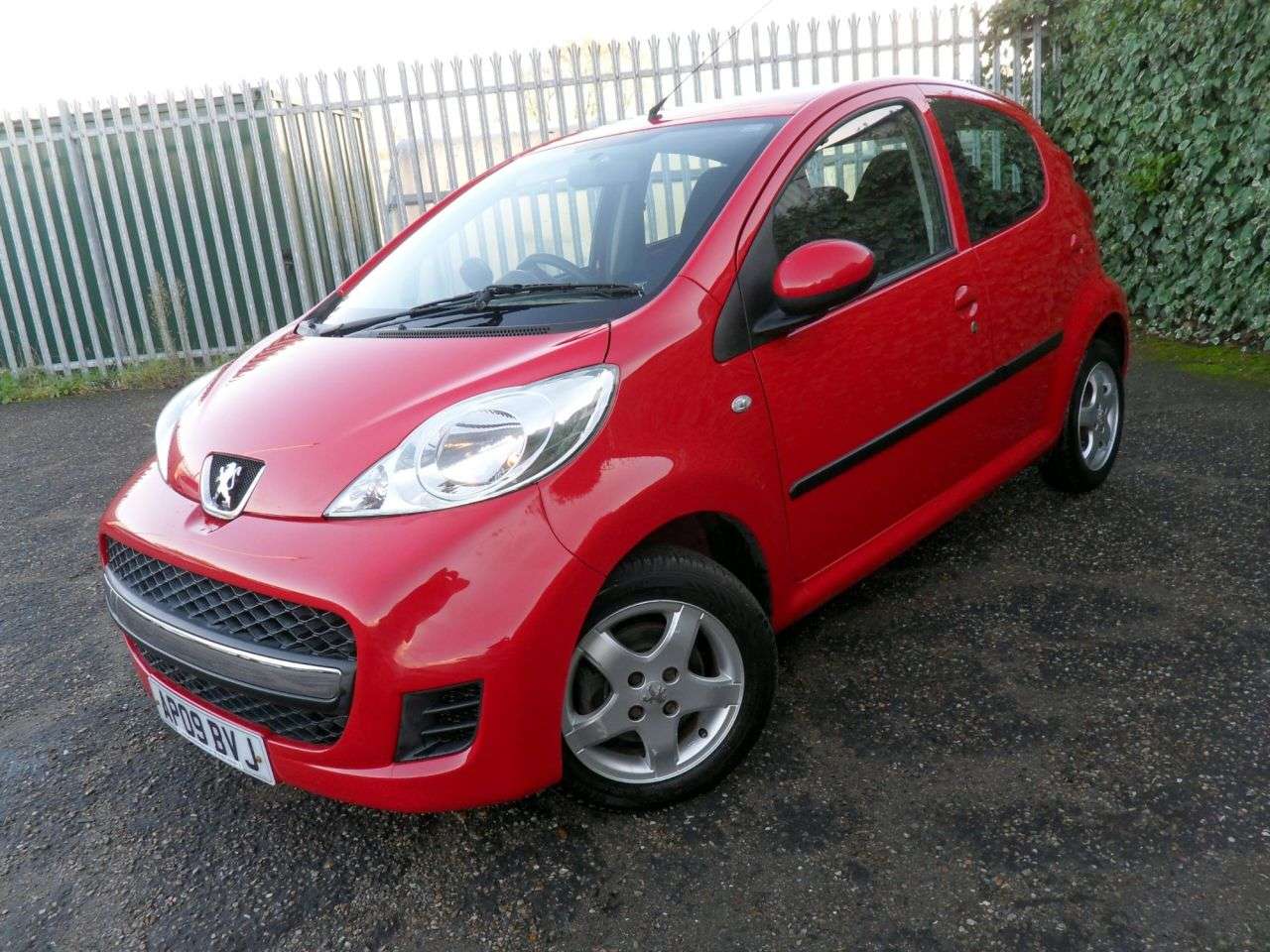 2009 PEUGEOT 107 2009 PEUGEOT 107