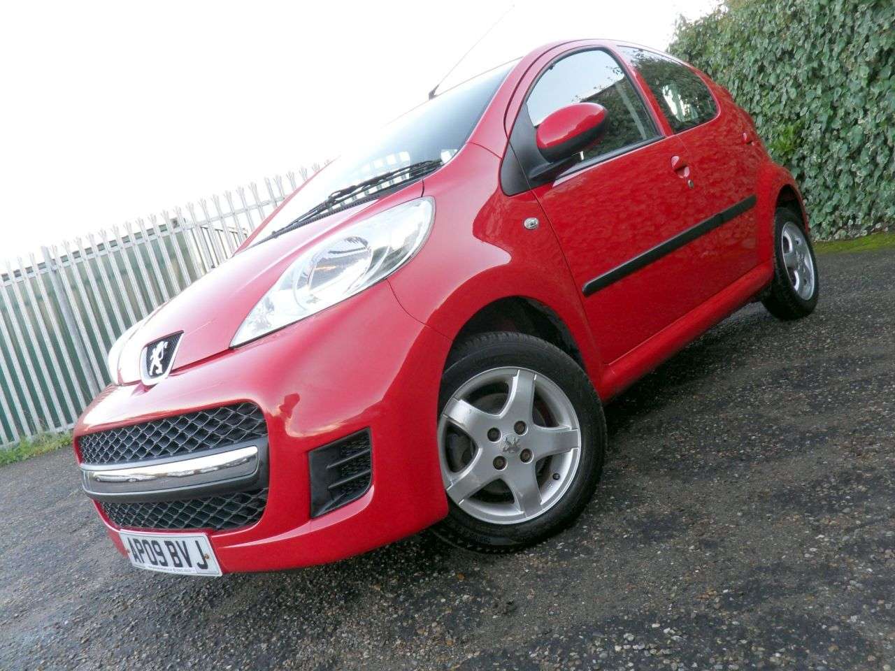 2009 PEUGEOT 107 2009 PEUGEOT 107