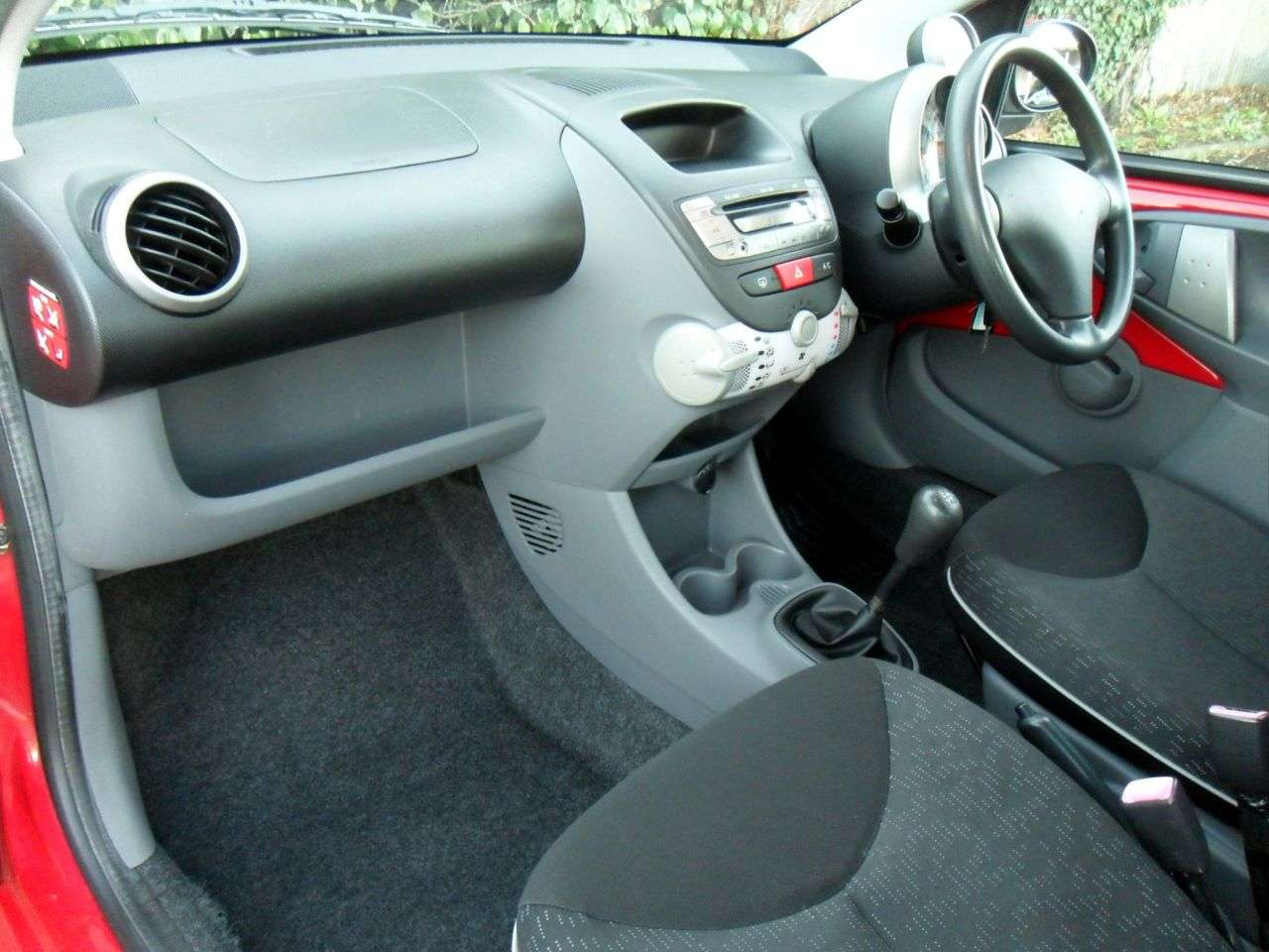 2009 PEUGEOT 107 2009 PEUGEOT 107