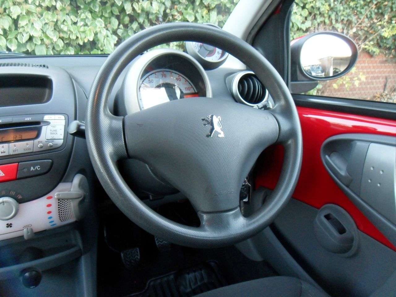 2009 PEUGEOT 107 2009 PEUGEOT 107