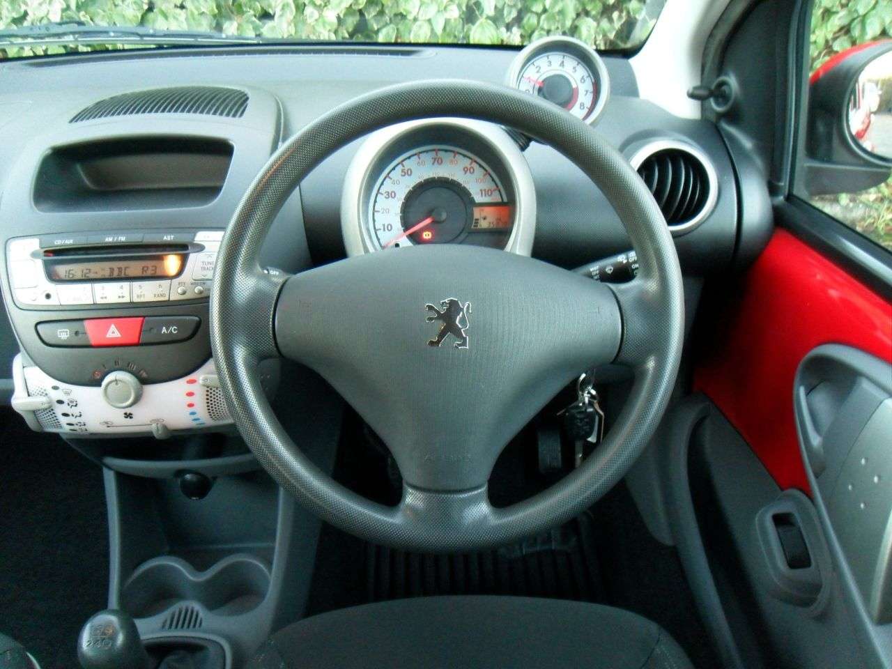 2009 PEUGEOT 107 2009 PEUGEOT 107