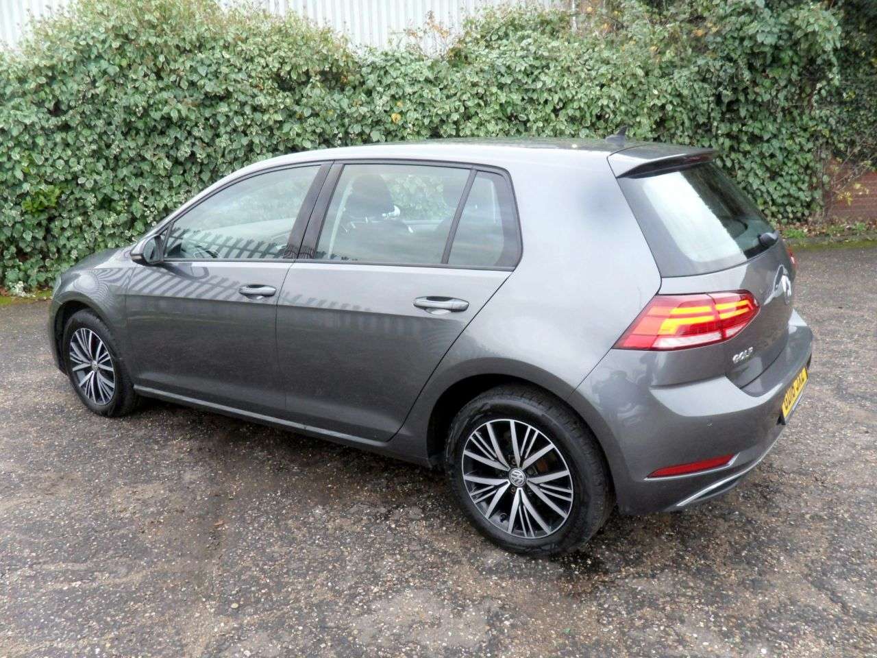 2018 VOLKSWAGEN GOLF 2018 VOLKSWAGEN GOLF