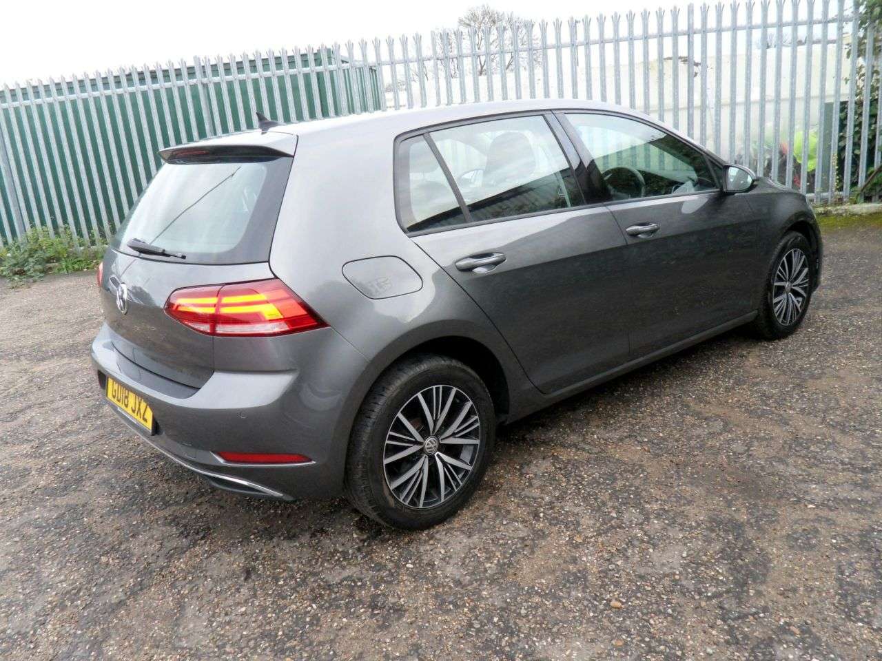 2018 VOLKSWAGEN GOLF 2018 VOLKSWAGEN GOLF