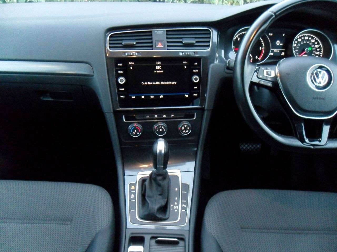 2018 VOLKSWAGEN GOLF 2018 VOLKSWAGEN GOLF