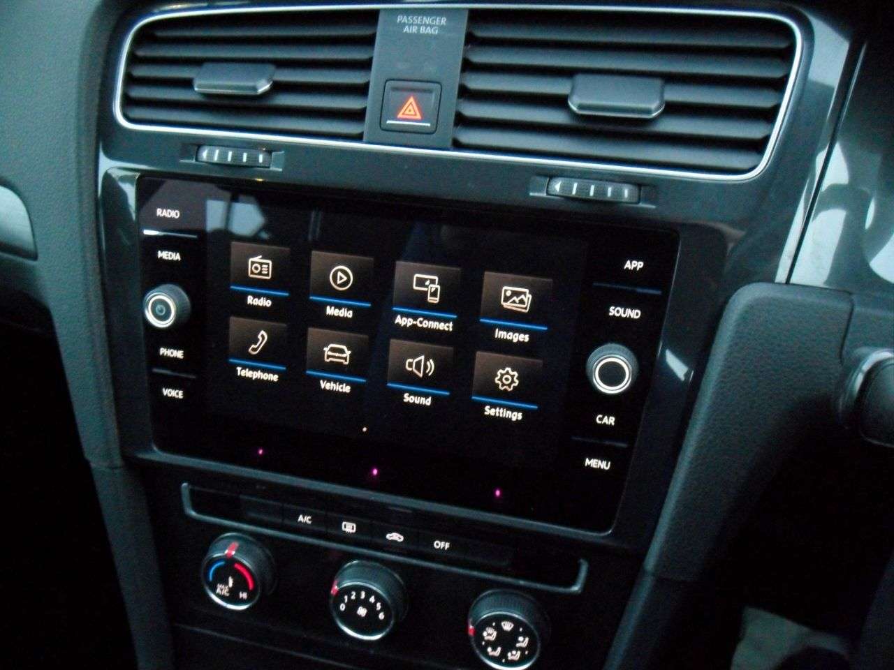 2018 VOLKSWAGEN GOLF 2018 VOLKSWAGEN GOLF