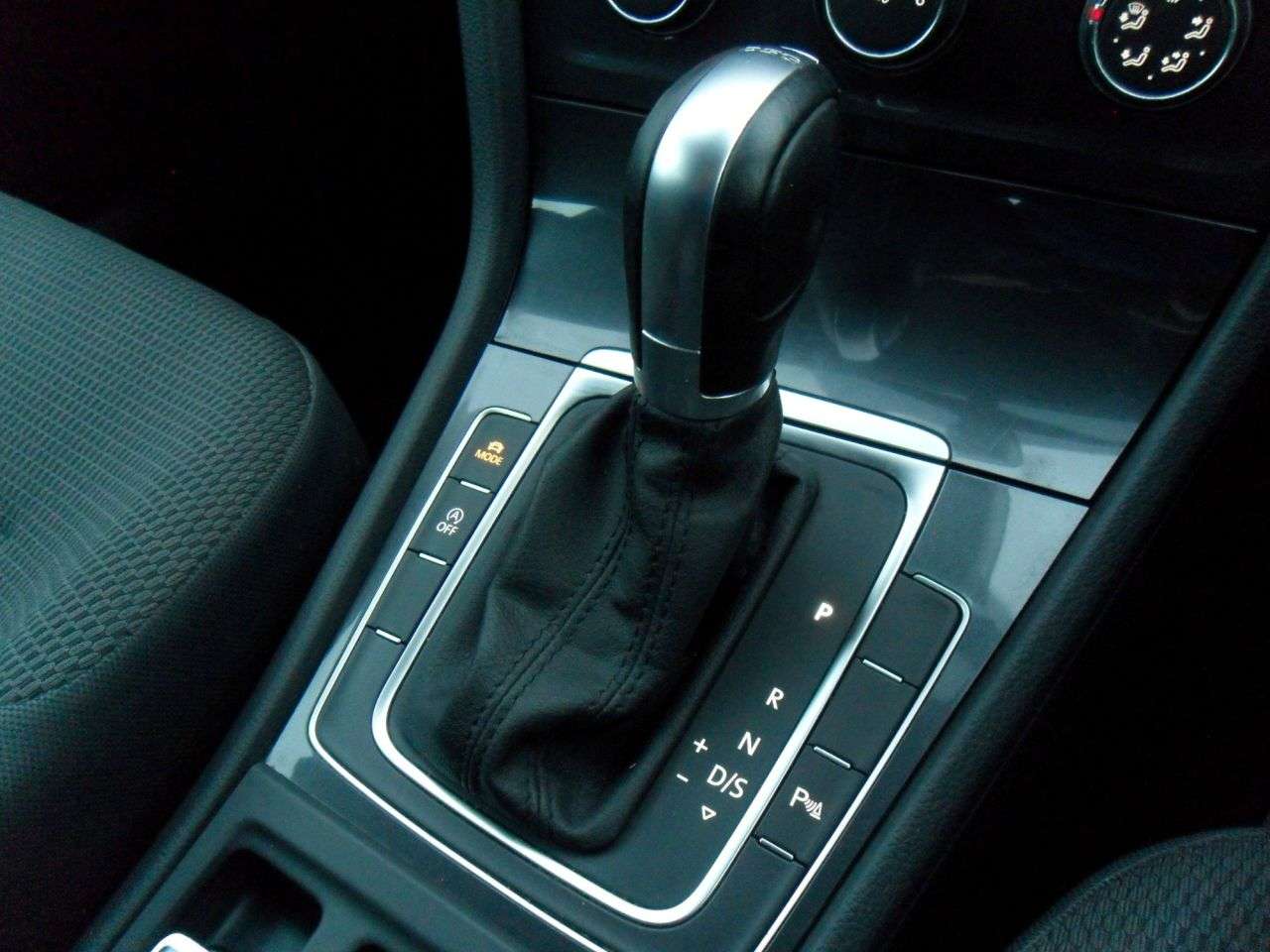 2018 VOLKSWAGEN GOLF 2018 VOLKSWAGEN GOLF