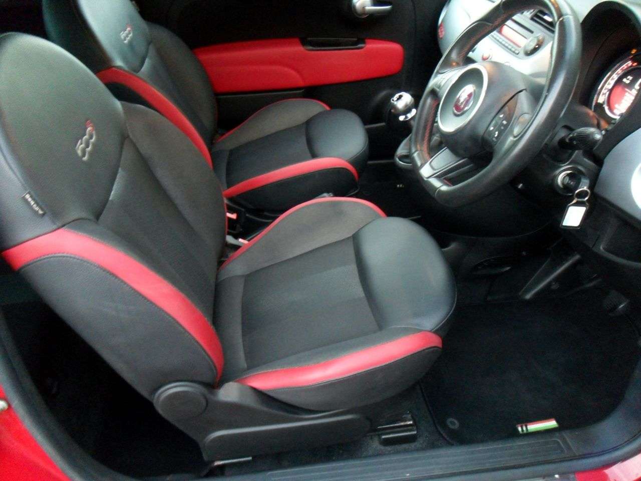 2014 FIAT 500 2014 FIAT 500