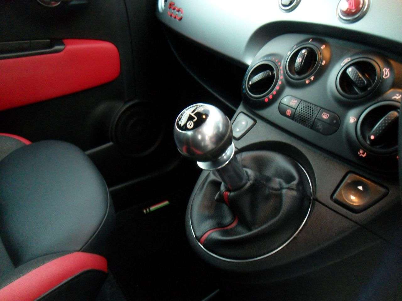 2014 FIAT 500 2014 FIAT 500