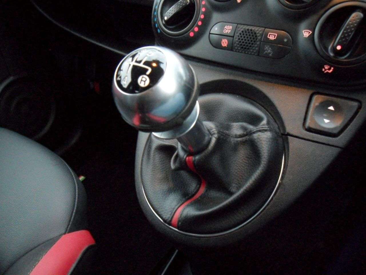 2014 FIAT 500 2014 FIAT 500