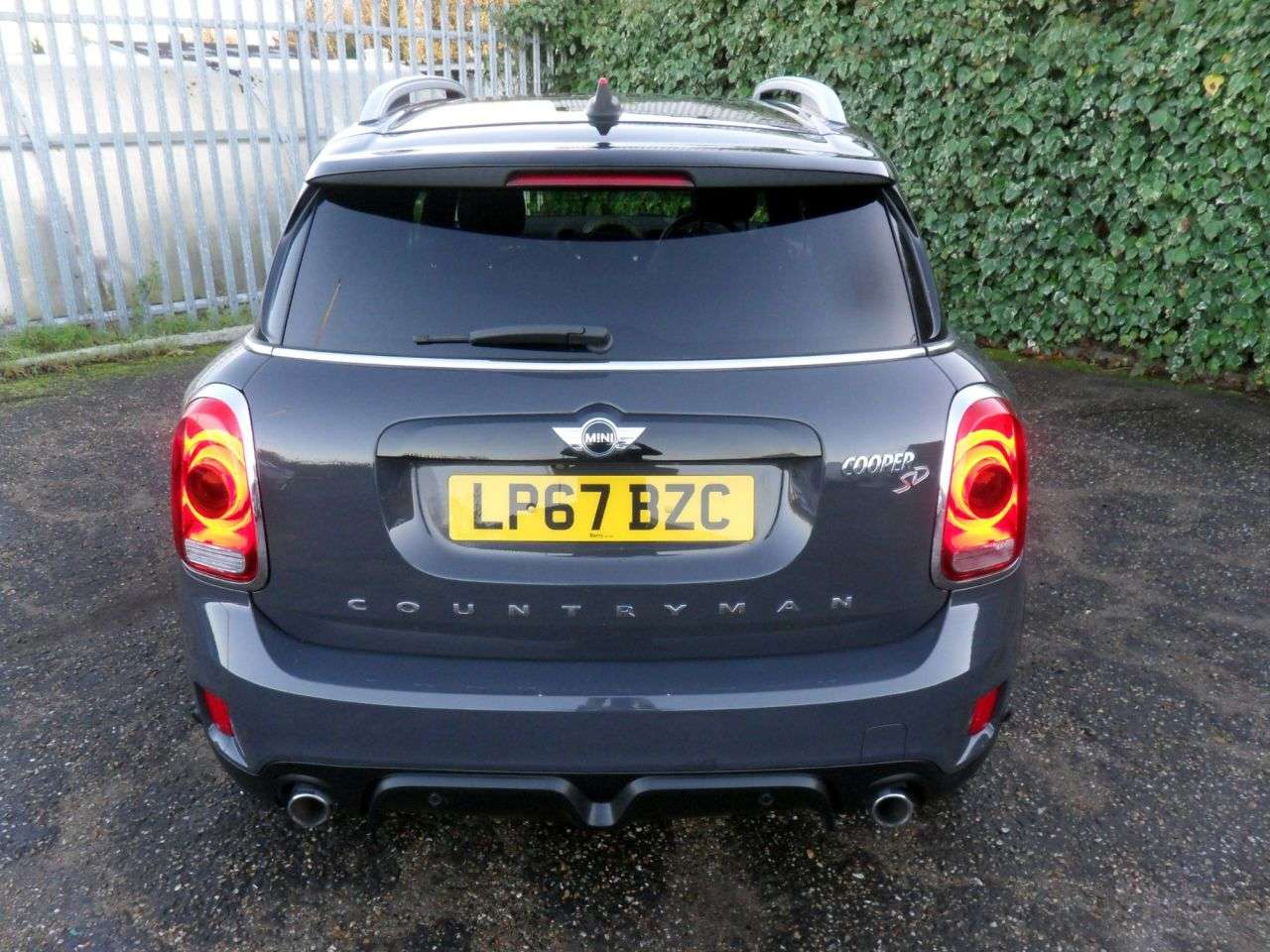 A 2017 MINI COUNTRYMAN 2.0 Cooper SD SUV 5dr Diesel Auto ALL4 Euro 6 (s/s) (190 ps) £18,500 Of Fac A 2017 MINI COUNTRYMAN 2.0 Cooper SD SUV 5dr Diesel Auto ALL4 Euro 6 (s/s) (190 ps) £18,500 Of Fac