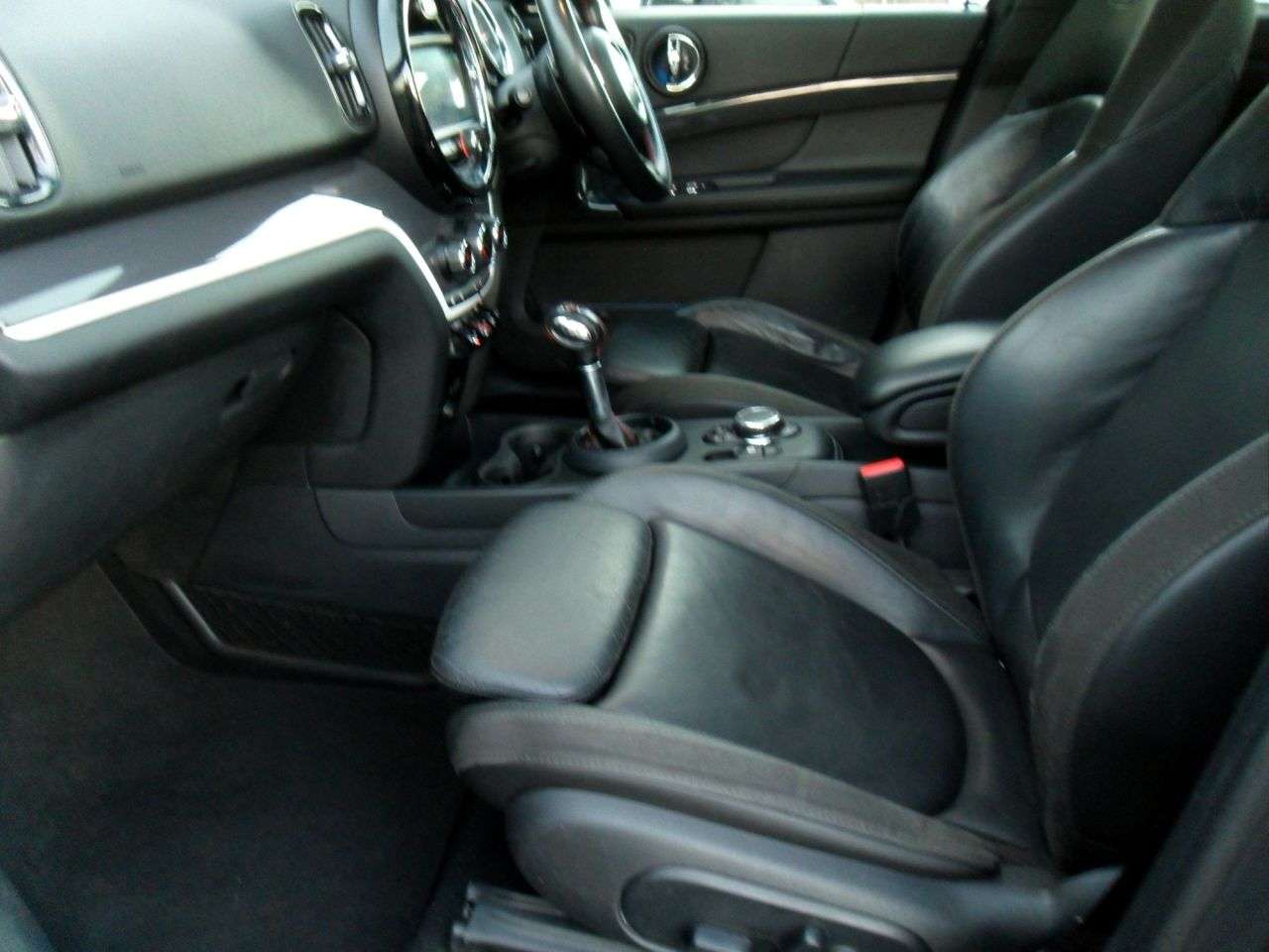 2017 MINI COUNTRYMAN 2017 MINI COUNTRYMAN