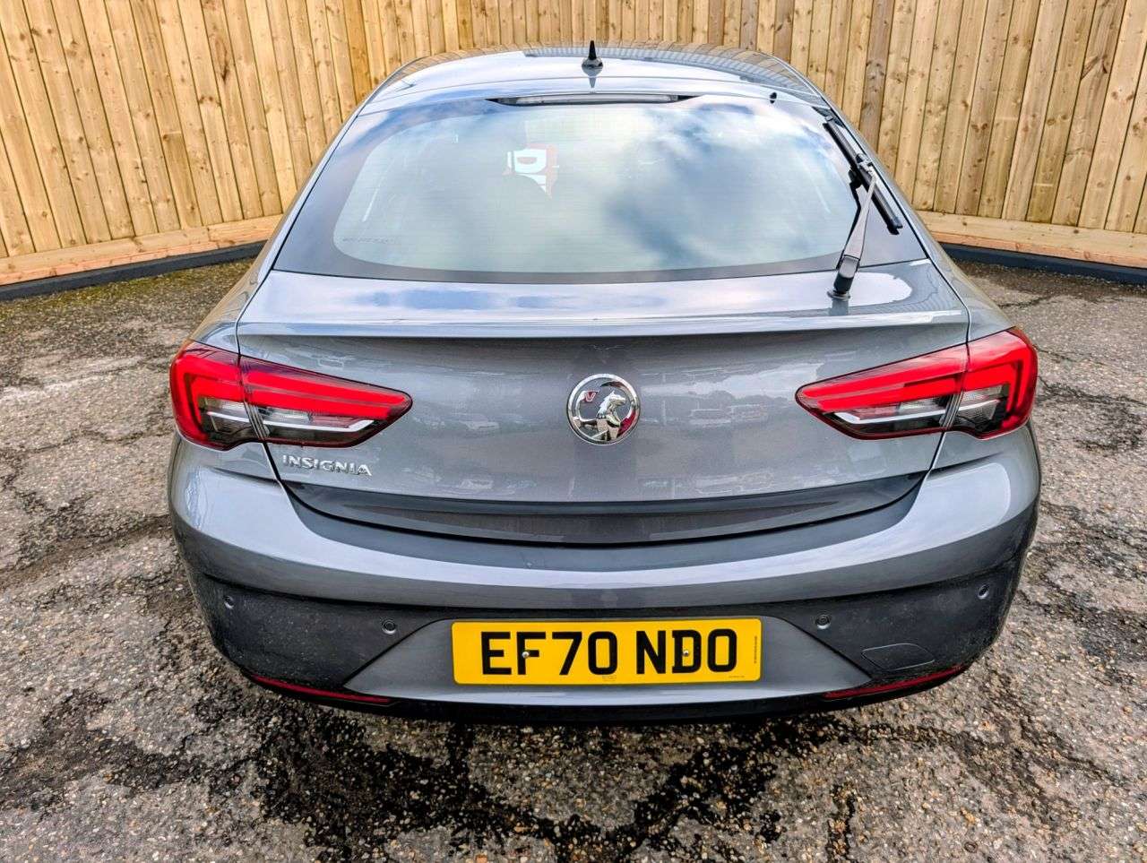 A 2020 VAUXHALL INSIGNIA 1.5 Turbo D SE Nav Grand Sport 5dr Diesel Manual Euro 6 (s/s) (122 ps) SatN A 2020 VAUXHALL INSIGNIA 1.5 Turbo D SE Nav Grand Sport 5dr Diesel Manual Euro 6 (s/s) (122 ps) SatN