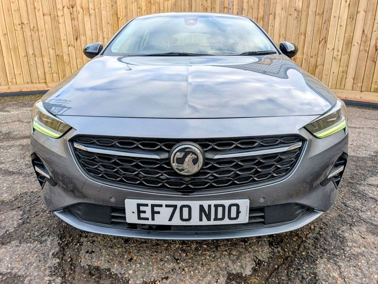 A 2020 VAUXHALL INSIGNIA 1.5 Turbo D SE Nav Grand Sport 5dr Diesel Manual Euro 6 (s/s) (122 ps) SatN A 2020 VAUXHALL INSIGNIA 1.5 Turbo D SE Nav Grand Sport 5dr Diesel Manual Euro 6 (s/s) (122 ps) SatN