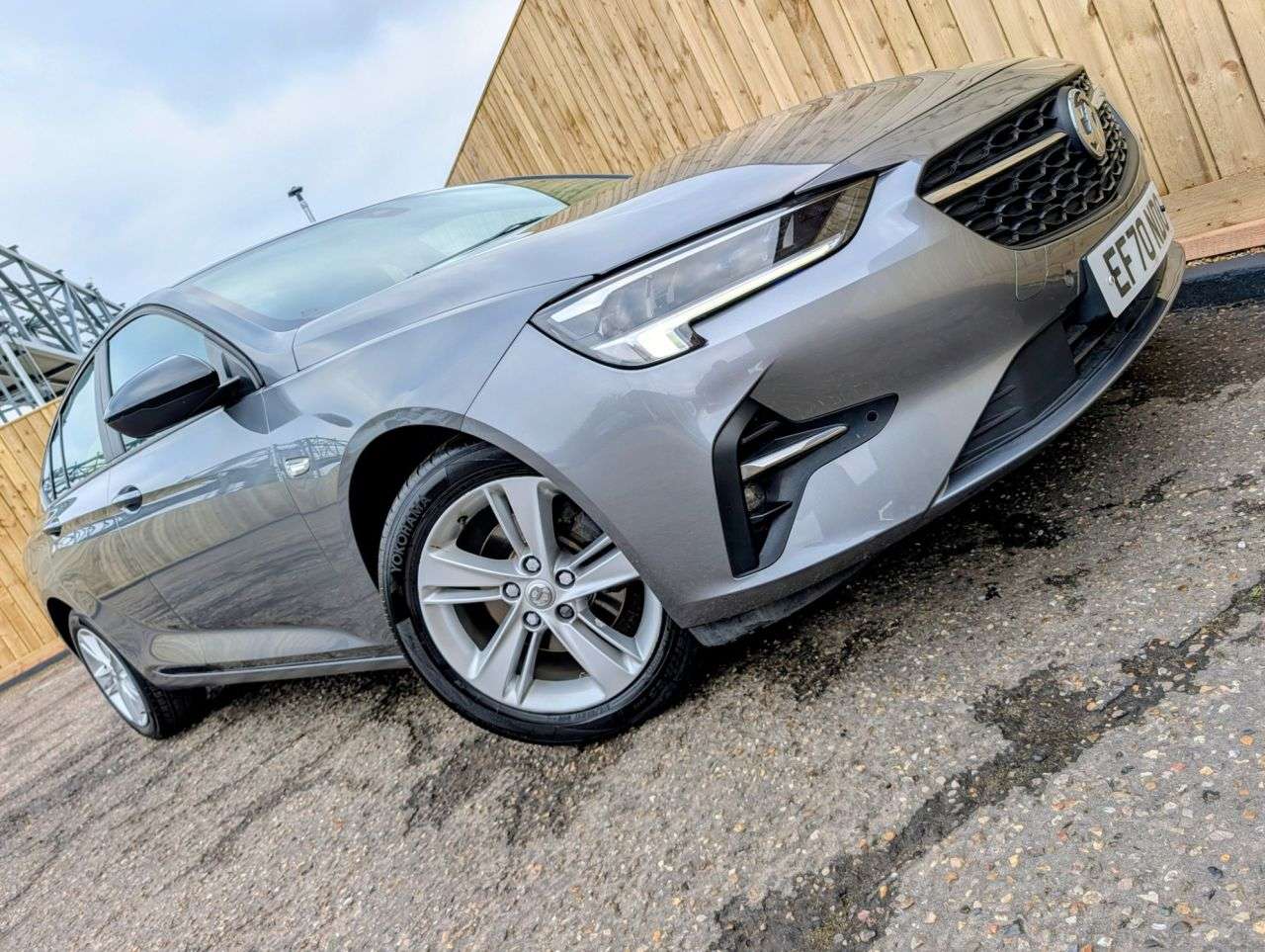 A 2020 VAUXHALL INSIGNIA 1.5 Turbo D SE Nav Grand Sport 5dr Diesel Manual Euro 6 (s/s) (122 ps) SatN A 2020 VAUXHALL INSIGNIA 1.5 Turbo D SE Nav Grand Sport 5dr Diesel Manual Euro 6 (s/s) (122 ps) SatN