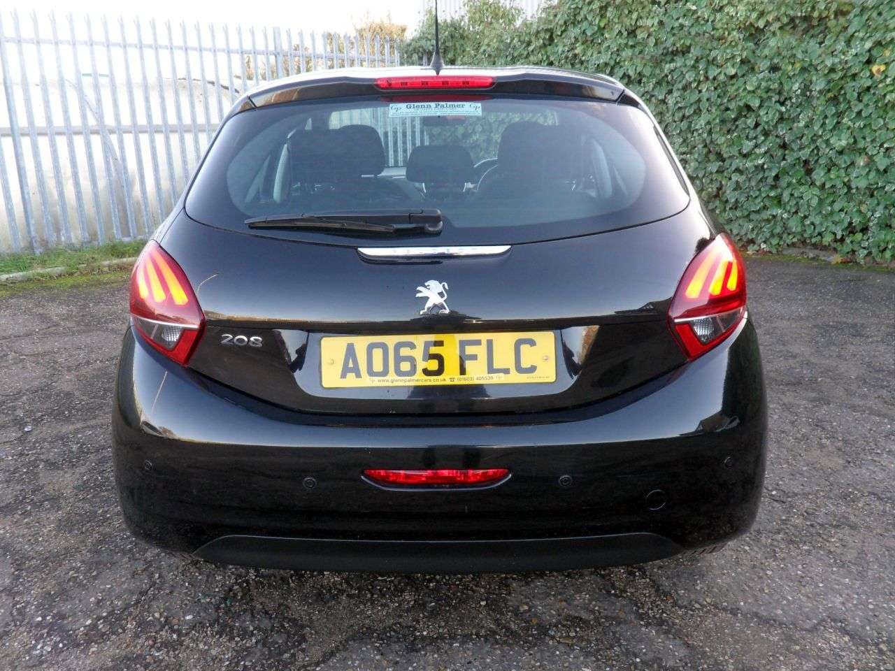 2015 PEUGEOT 208 2015 PEUGEOT 208