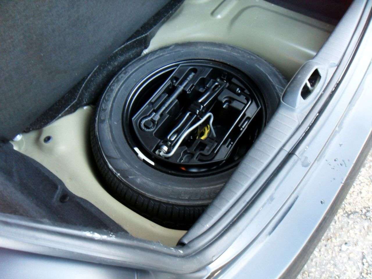 2015 PEUGEOT 208 2015 PEUGEOT 208