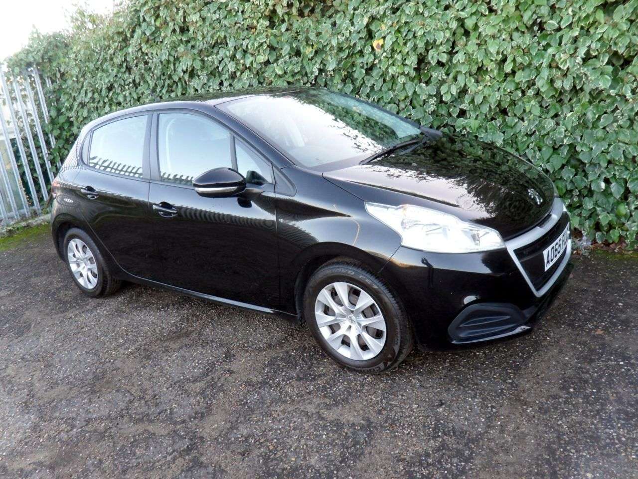 2015 PEUGEOT 208 2015 PEUGEOT 208