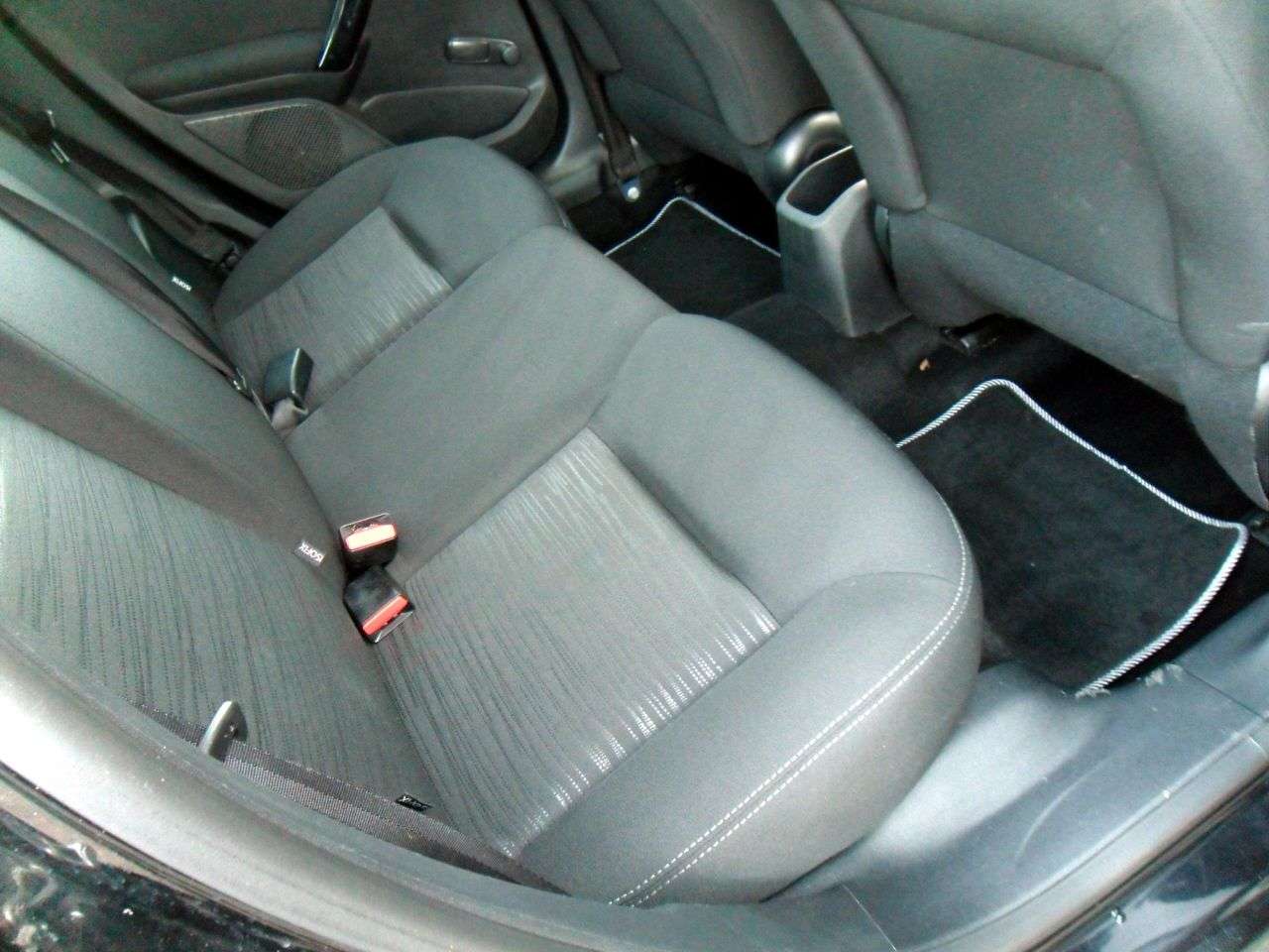 2015 PEUGEOT 208 2015 PEUGEOT 208