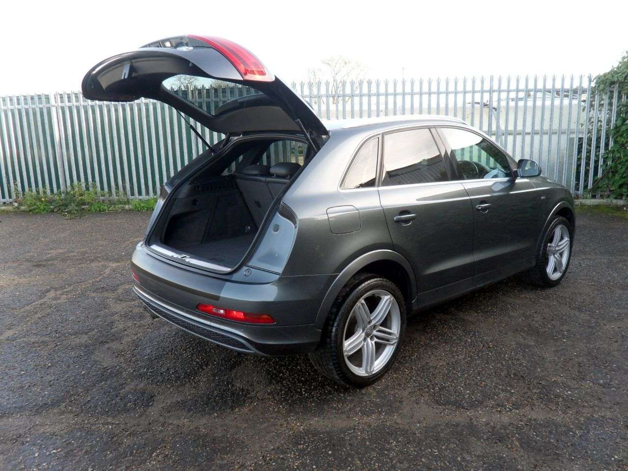 2014 AUDI Q3 2014 AUDI Q3