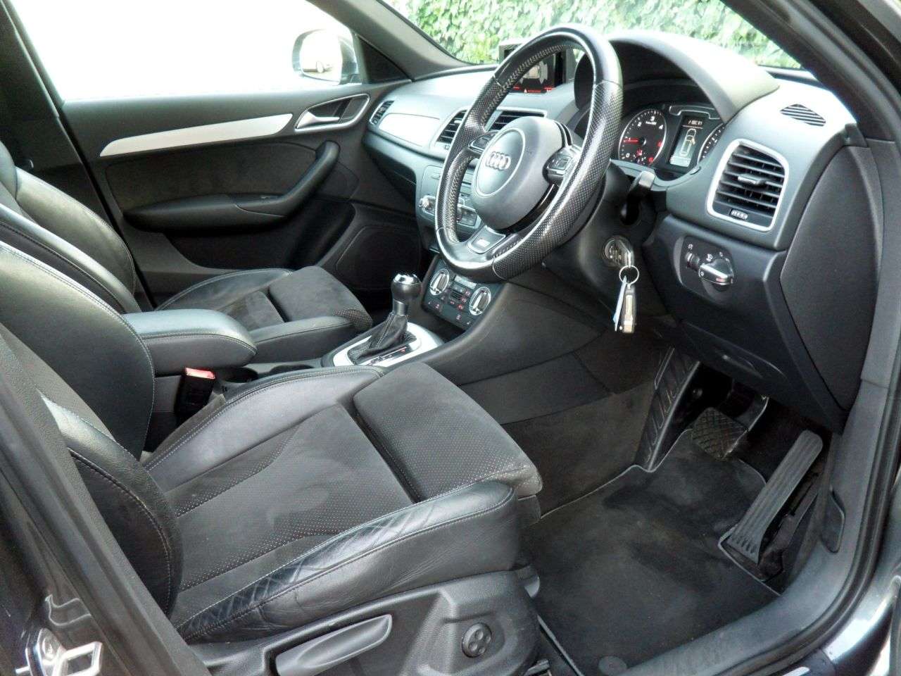 2014 AUDI Q3 2014 AUDI Q3